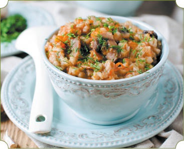 Иллюстрация к книге — Аппетитное жаркое, гуляш, кулеш, солянки, плов, рагу и другие блюда в горшочках [i_102.jpg]