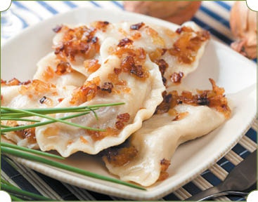 Иллюстрация к книге — Аппетитное жаркое, гуляш, кулеш, солянки, плов, рагу и другие блюда в горшочках [i_120.jpg]