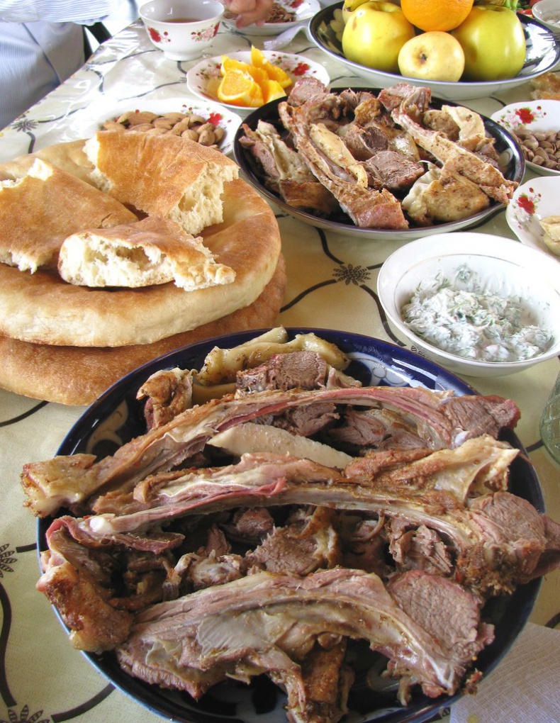 Иллюстрация к книге — Кулинария от Голиба [image0_5478c433c51f9575223103ec_jpg.jpg]