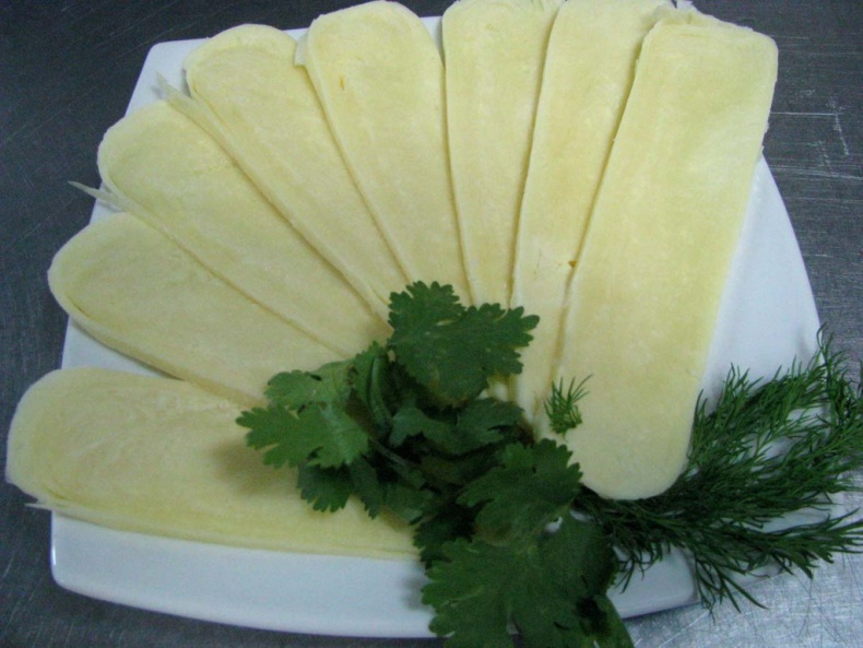 Иллюстрация к книге — Осетинские пироги. Кухни народов мира [image4_547ac6a13c6359ad58225442_jpg.jpg]