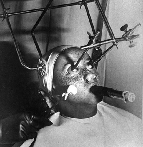 Иллюстрация к книге — 300 рецептов ухода за кожей. Маски. Пилинг. Лифтинг. Против морщин и угрей. Против целлюлита и рубцов [i_032.jpg]