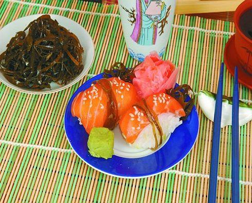 Иллюстрация к книге — Японская кухня [i_002.jpg]