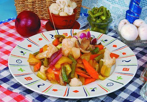 Иллюстрация к книге — Японская кухня [i_073.jpg]