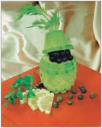 Иллюстрация к книге — Секреты украшения блюд праздничного стола [Autogen_eBook_id1.jpg]