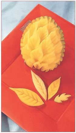 Иллюстрация к книге — Секреты украшения блюд праздничного стола [Autogen_eBook_id241.jpg]