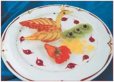 Иллюстрация к книге — Секреты украшения блюд праздничного стола [Autogen_eBook_id253.jpg]