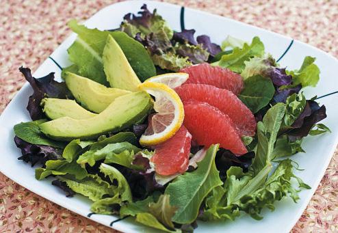 Иллюстрация к книге — Голодная девушка. 300 и ниже 300. Завтраки, обеды и ужины [Autogen_eBook_id3.jpg]