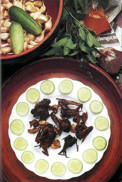 Иллюстрация к книге — Экстремальная кухня. Причудливые и удивительные блюда, которые едят люди [i_006.jpg]