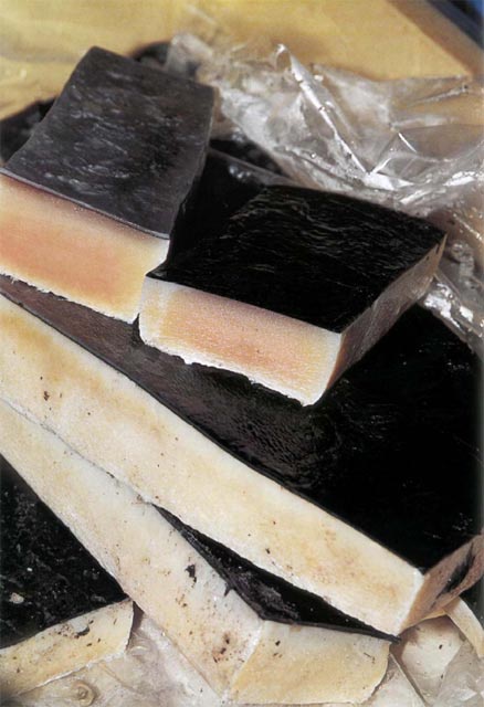 Иллюстрация к книге — Экстремальная кухня. Причудливые и удивительные блюда, которые едят люди [i_011.jpg]