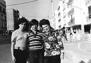 Иллюстрация к книге — Сквозь три строя [_08.jpg]