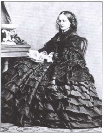 Иллюстрация к книге — Наталия Гончарова. Любовь или коварство? [i_028.jpg]