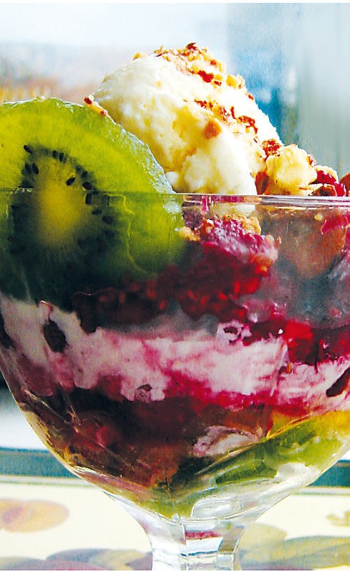 Иллюстрация к книге — Лучшие рецепты домашнего мороженого и десертов [i_043.jpg]