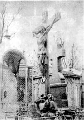 Иллюстрация к книге — Мистика московских кладбищ [i_050.jpg]