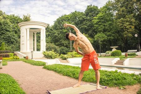 Иллюстрация к книге — Идеальная осанка [i_123.jpg]