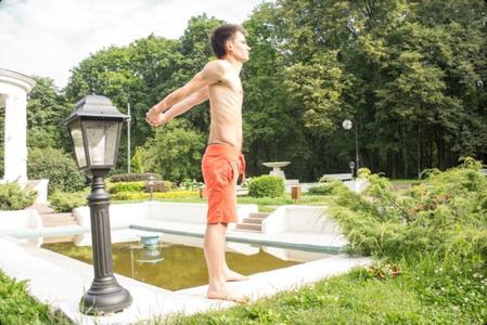 Иллюстрация к книге — Идеальная осанка [i_126.jpg]