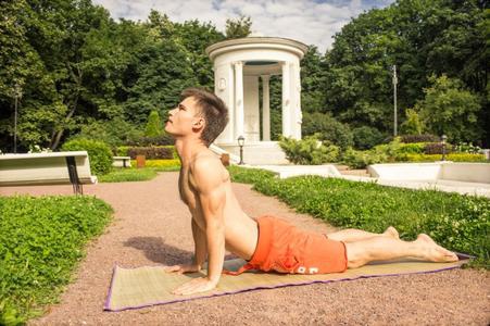 Иллюстрация к книге — Идеальная осанка [i_128.jpg]