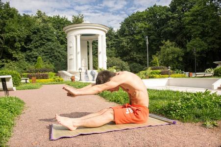 Иллюстрация к книге — Идеальная осанка [i_131.jpg]