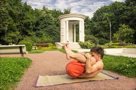 Иллюстрация к книге — Идеальная осанка [i_133.jpg]