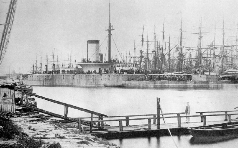 Иллюстрация к книге — Дорога за горизонт [i_041.jpg]