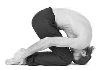 Иллюстрация к книге — Йога за 10 минут. Упражнения, которые вернут бодрость, омолодят тело, предотвратят болезни! [i_027.jpg]