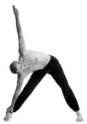 Иллюстрация к книге — Йога за 10 минут. Упражнения, которые вернут бодрость, омолодят тело, предотвратят болезни! [i_047.jpg]