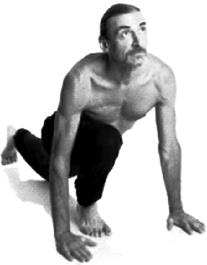 Иллюстрация к книге — Йога за 10 минут. Упражнения, которые вернут бодрость, омолодят тело, предотвратят болезни! [i_068.jpg]