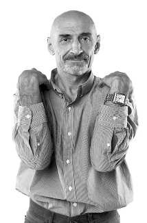 Иллюстрация к книге — Йога за 10 минут. Упражнения, которые вернут бодрость, омолодят тело, предотвратят болезни! [i_085.jpg]