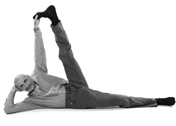 Иллюстрация к книге — Йога за 10 минут. Упражнения, которые вернут бодрость, омолодят тело, предотвратят болезни! [i_185.jpg]