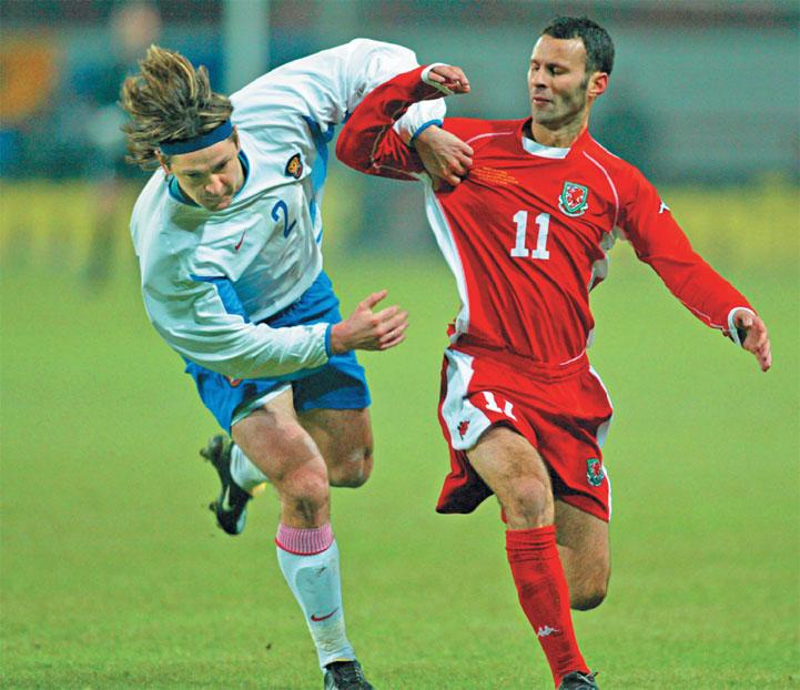 Иллюстрация к книге — Футбол без цензуры [_3.jpg]