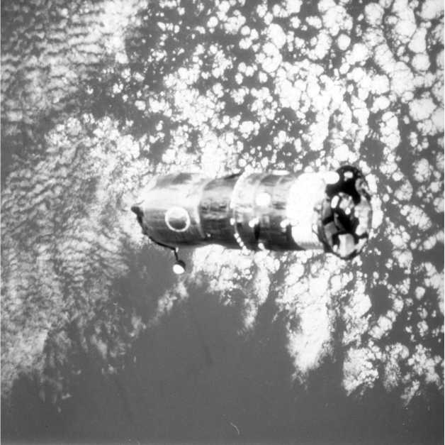 Иллюстрация к книге — Последний космический шанс [i_040.jpg]