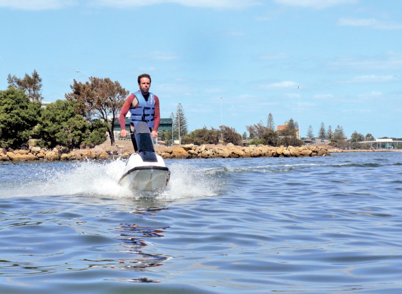 Иллюстрация к книге — Человек, который продал жизнь на eBay [a9r463b.jpg]