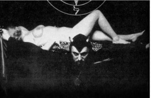 Иллюстрация к книге — Магия царей. Кто тайно правит миром [i_085.jpg]