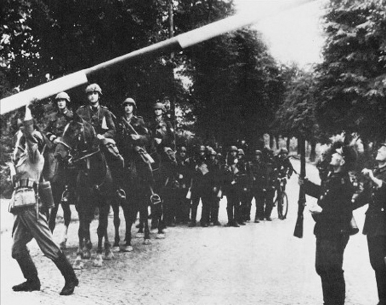 Иллюстрация к книге — Хождение по катынским мифам [i_010.jpg]