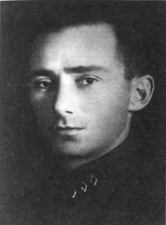 Иллюстрация к книге — Жизнь по "легенде" [i_006.jpg]