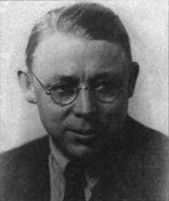 Иллюстрация к книге — Жизнь по "легенде" [i_014.jpg]