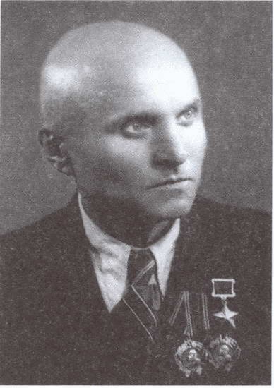 Иллюстрация к книге — Житейская правда разведки [i_041.jpg]