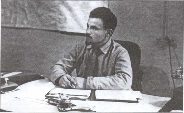 Иллюстрация к книге — Начальники советской внешней разведки [image11.jpg]