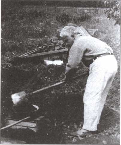 Иллюстрация к книге — Начальники советской внешней разведки [image12.jpg]