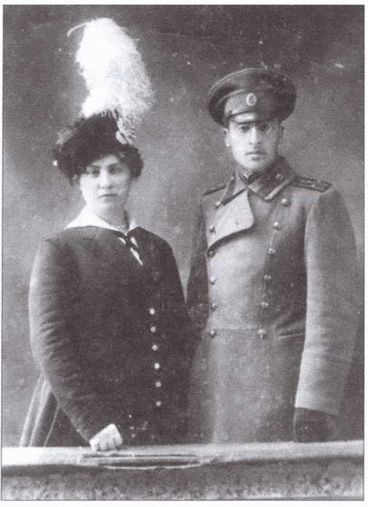 Иллюстрация к книге — С них начиналась разведка [i_004.jpg]