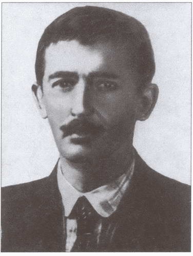 Иллюстрация к книге — С них начиналась разведка [i_008.jpg]