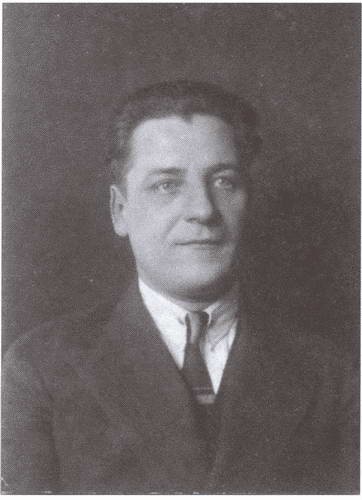 Иллюстрация к книге — С них начиналась разведка [i_018.jpg]