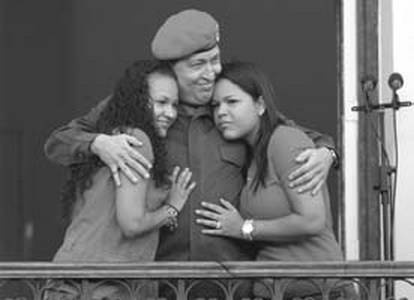 Иллюстрация к книге — Команданте Чавес. Его боялась Америка [i_043.jpg]