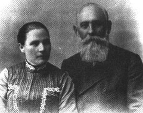 Иллюстрация к книге — Человек с яйцом. Жизнь и мнения Александра Проханова [i_005.jpg]