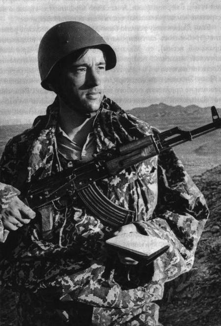 Иллюстрация к книге — Человек с яйцом. Жизнь и мнения Александра Проханова [i_038.jpg]