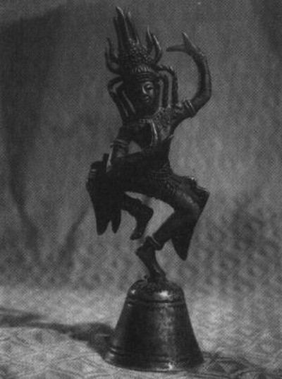 Иллюстрация к книге — Человек с яйцом. Жизнь и мнения Александра Проханова [i_060.jpg]