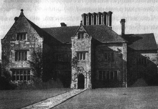 Иллюстрация к книге — Человек с яйцом. Жизнь и мнения Александра Проханова [i_061.jpg]