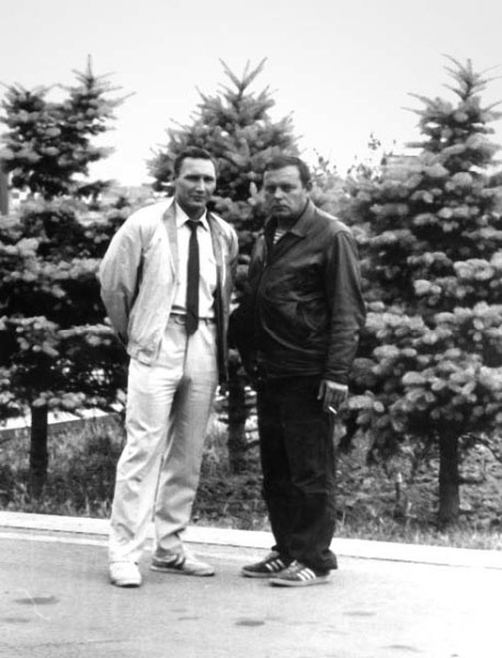 Иллюстрация к книге — Золотые звезды &quot;Альфы&quot; [i_017.jpg]