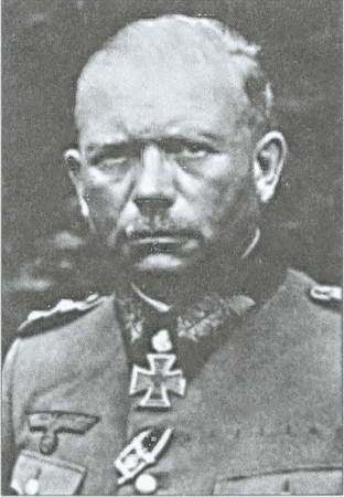 Иллюстрация к книге — Москва на линии фронта [i_020.jpg]