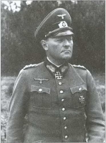 Иллюстрация к книге — Москва на линии фронта [i_021.jpg]