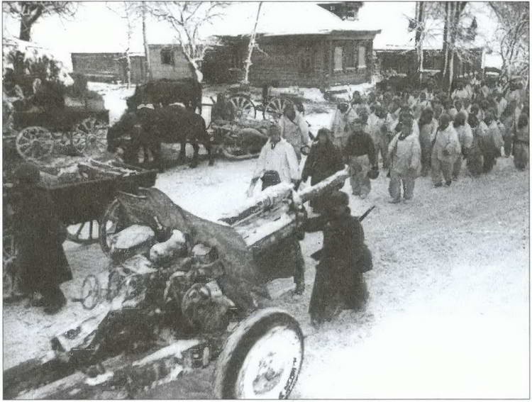 Иллюстрация к книге — Москва на линии фронта [i_038.jpg]